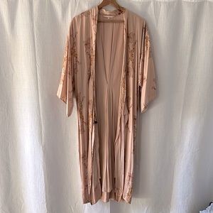 Cali Dreaming Pink Floral Robe